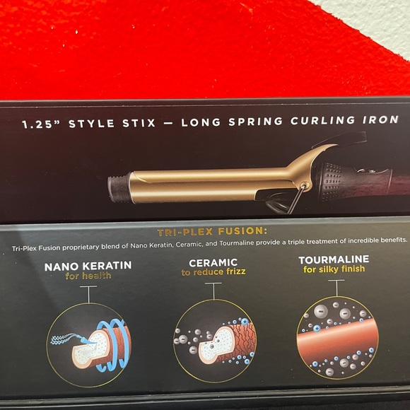 STLYECRAFT 1.25 CURLING IRON - Picture 4 of 5